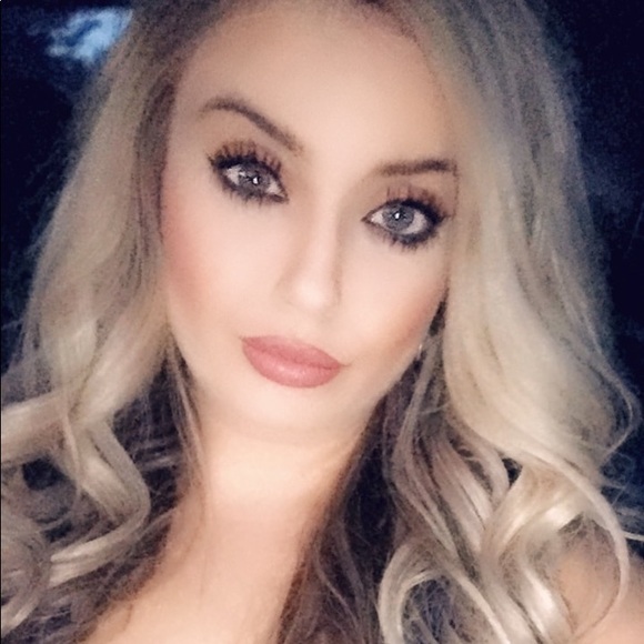 Meet your Posher, Brie - Picture 8 of 8